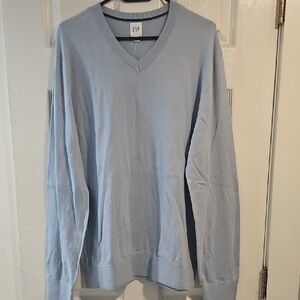 GAP Men's Sky Blue V-Neck Sweater